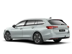Srebrny pebble metalizowany Nowe 2025 Skoda Superb Selection Kombi | 207 250 zł (Uczciwa cena)