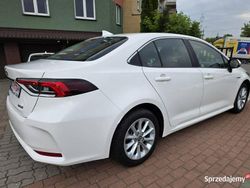 Biały Używany 2021 Toyota Corolla Sedan/Limuzyna | 57 776 zł (Super Cena)