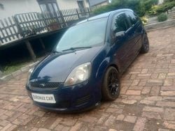 Niebieski Używany 2008 Ford Fiesta Hatchback | 4800 zł (Uczciwa cena)