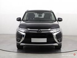 Czarny Używany 2016 Mitsubishi Outlander SUV | 65 999 zł (Uczciwa cena)