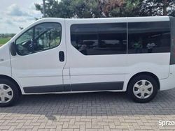 Biały Używany 2014 Renault Trafic Van | 39 999 zł