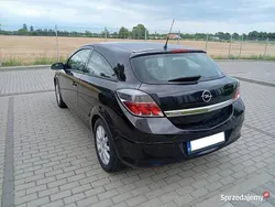 Czarny Używany 2006 Opel Astra GTC Hatchback | 7600 zł (Dość drogi)