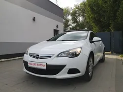 Biały Używany 2011 Opel Astra | 28 900 zł (Dość drogi)