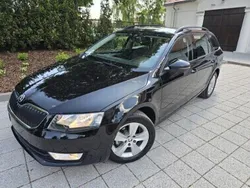 Czarny Używany 2015 Skoda Octavia Kombi | 34 900 zł (Dobra cena)