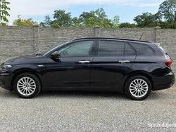 Czarny (metalik) Używany 2019 Fiat Tipo Kombi | 36 800 zł (Dobra cena)