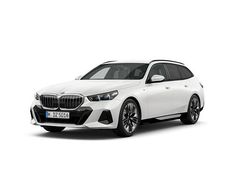 Mineral white metallic metalizowany Używany 2025 BMW 520 Comfort Edition Kombi | 249 900 zł (Super Cena)