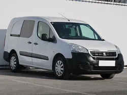Biały Używany 2015 Peugeot Partner Minivan | 26 999 zł (Dobra cena)