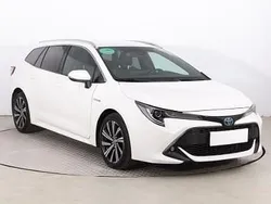 Biały Używany 2021 Toyota Corolla Kombi | 74 999 zł (Dobra cena)