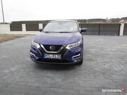 Fioletowy Używany 2018 Nissan Qashqai SUV | 69 000 zł (Dość drogi)