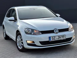 Biały Używany 2013 VW Golf VII Kombi | 37 900 zł (Dość drogi)