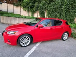 Czerwony Używany 2017 Lexus CT200h Hatchback | 72 500 zł