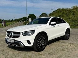 Biały Używany 2020 Mercedes GLC200 SUV | 150 000 zł (Uczciwa cena)
