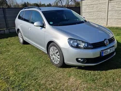Srebrny Używany 2010 VW Golf VI Kombi | 17 300 zł (Uczciwa cena)