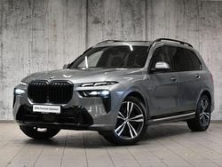 Szary skyscraper m metalizowany Używany 2023 BMW X7 Comfort Edition SUV | 432 900 zł (Uczciwa cena)