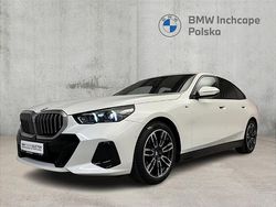Biel mineralna metalizowany Używany 2024 BMW 520 Comfort Edition Sedan/Limuzyna | 229 900 zł