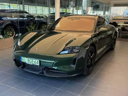 Oak green metallic neo Używany 2024 Porsche Taycan Turbo S Sedan/Limuzyna | 1 087 480 zł