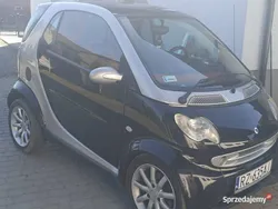 Czarny Używany 2004 Smart ForTwo Coupé Hatchback | 6300 zł