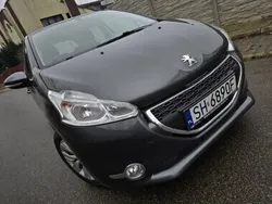 Inny kolor Używany 2013 Peugeot 208 Hatchback | 19 900 zł (Uczciwa cena)