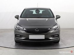 Szary Używany 2018 Opel Astra Hatchback | 35 999 zł (Dobra cena)
