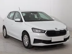 Biały Używany 2021 Skoda Fabia Hatchback | 45 999 zł (Drogi)