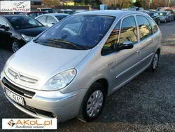 Srebrny (metalik) Używany 2004 Citroën Xsara Picasso Minivan | 13 900 zł
