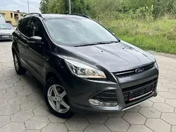 Szary (metalik) Używany 2016 Ford Kuga SYNC Edition SUV | 49 999 zł (Dobra cena)
