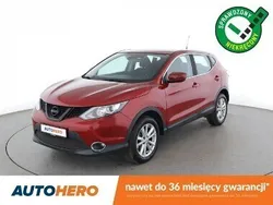 Czerwony Używany 2016 Nissan Qashqai Acenta SUV | 43 100 zł