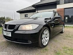 Czarny Używany 2008 BMW 320 Sedan/Limuzyna | 18 900 zł (Uczciwa cena)