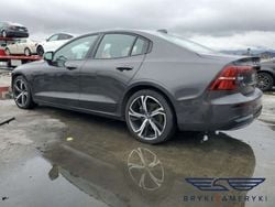 Szary Używany 2023 Volvo S60 Sedan/Limuzyna | 80 910 zł