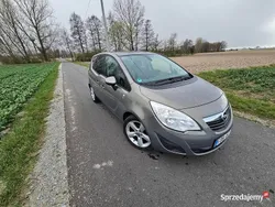 Szary Używany 2012 Opel Meriva Minivan | 18 900 zł (Uczciwa cena)