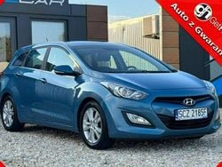 Niebieski (metalik) Używany 2012 Hyundai i30 Kombi | 26 500 zł (Dość drogi)