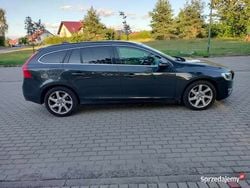 Szary Używany 2014 Volvo V60 Kombi | 31 300 zł (Uczciwa cena)
