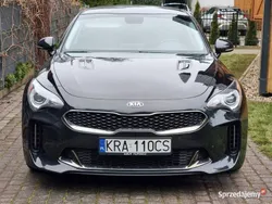 Czarny Używany 2018 Kia Stinger Turbo Hatchback | 78 200 zł (Uczciwa cena)