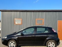 Inny kolor Używany 2012 Fiat Punto Hatchback | 17 900 zł