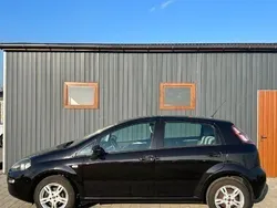 Inny kolor Używany 2012 Fiat Punto Hatchback | 17 900 zł (Uczciwa cena)