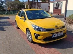 Żółty Używany 2020 Kia Rio Hatchback | 51 900 zł (Dość drogi)