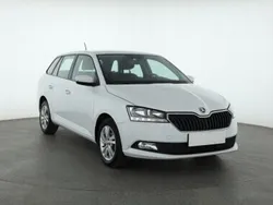 Biały Używany 2021 Skoda Fabia Kombi | 36 999 zł (Uczciwa cena)