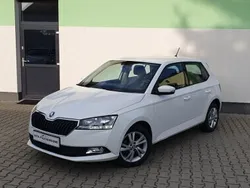 Biały Używany 2020 Skoda Fabia Ambition Hatchback | 26 000 zł (Uczciwa cena)