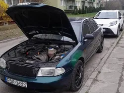 Zielony Używany 1996 Audi A4 Sedan/Limuzyna | 2000 zł (Dobra cena)