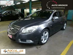 Inny Używany 2010 Opel Insignia Sedan/Limuzyna | 38 300 zł