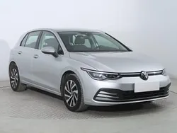 Srebrny Używany 2022 VW Golf VIII Hatchback | 77 999 zł