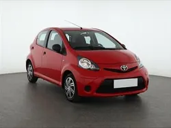 Czerwony Używany 2012 Toyota Aygo Hatchback | 18 999 zł (Uczciwa cena)