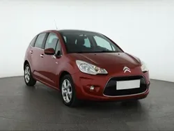 Czerwony Używany 2010 Citroën C3 Hatchback | 27 001 zł (Uczciwa cena)