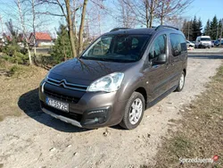 Czarny Używany 2017 Citroën Berlingo Minivan | 39 500 zł (Dobra cena)