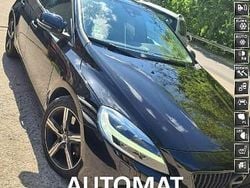 Czarny Używany 2016 Volvo V40 Momentum Kombi | 38 000 zł (Uczciwa cena)