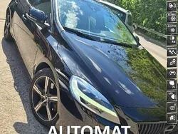 Czarny Używany 2016 Volvo V40 Momentum Kombi | 38 000 zł (Dobra cena)