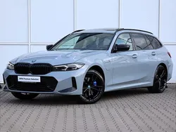 Szary brooklyn m metalizowany Używany 2024 BMW 330e Comfort Edition Kombi | 239 900 zł (Dość drogi)