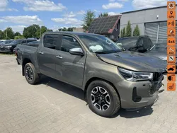 Zielony ciemny Używany 2022 Toyota HiLux Pickup | 69 900 zł