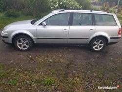 Srebrny Używany 2001 VW Passat Kombi | 6500 zł