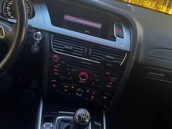 Szary Używany 2010 Audi A4 Sedan/Limuzyna | 27 000 zł (Dobra cena)